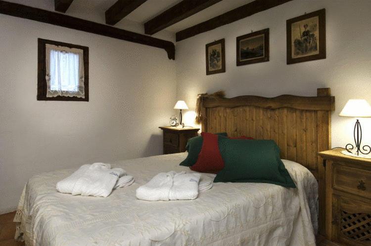 La Casa De Los Soportales Chinchón Exteriör bild